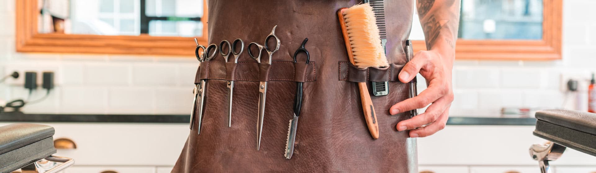 ¿Buscando la mejor navaja para tu barbería? Encuéntrala en K-Cosmetic